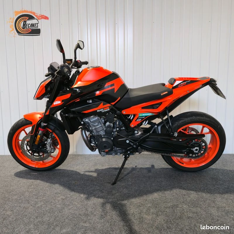 KTM 890 duke gp