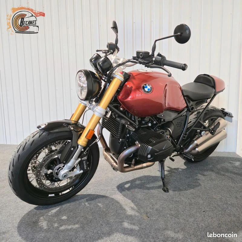 BMW R 1200 NINE T(coloris unique)