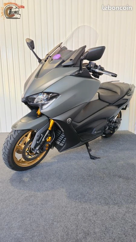 YAMAHA 560 T-MAX (Tech max)