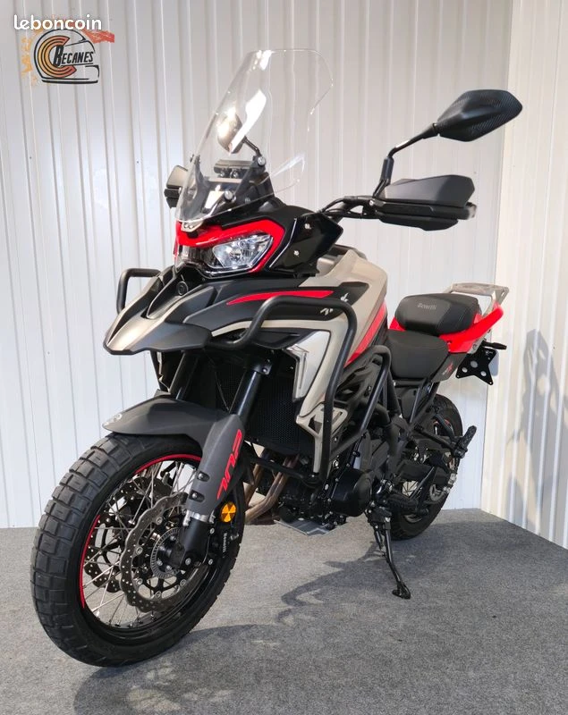 Benelli trk 702 x