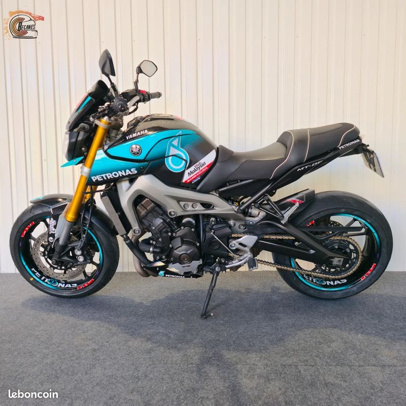 Yamaha mt-09