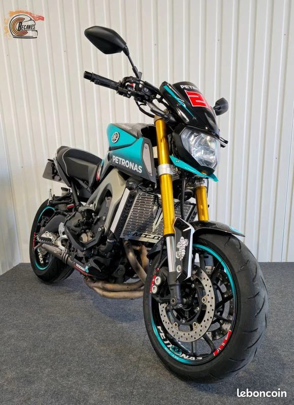 Yamaha mt-09