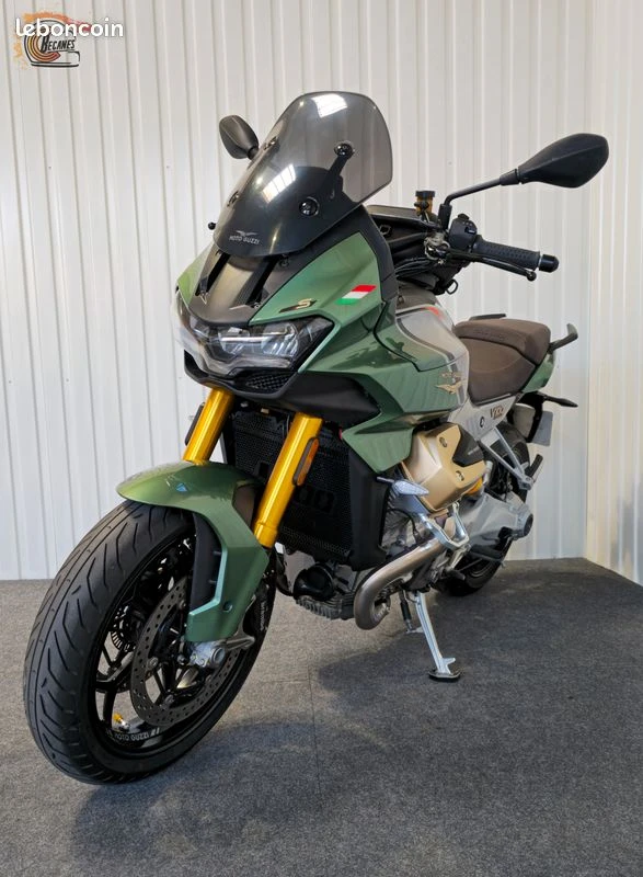 Moto guzzi v100 mandelo s