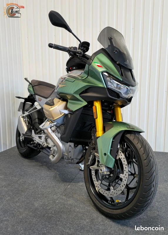 Moto guzzi v100 mandelo s