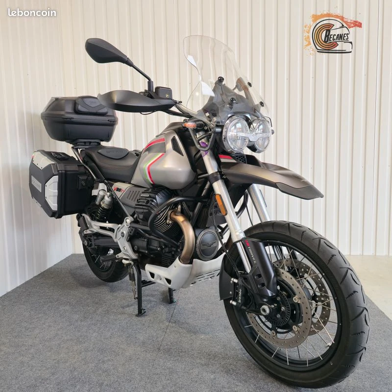 Moto guzzi v85tt travel