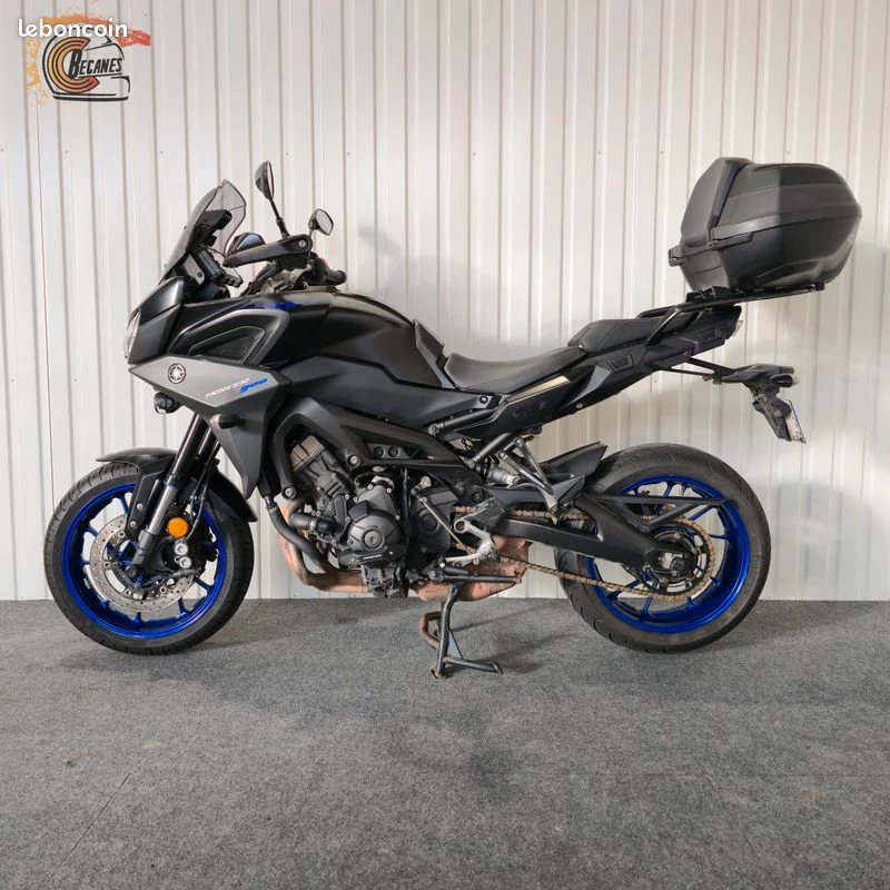 Yamaha tracer 900