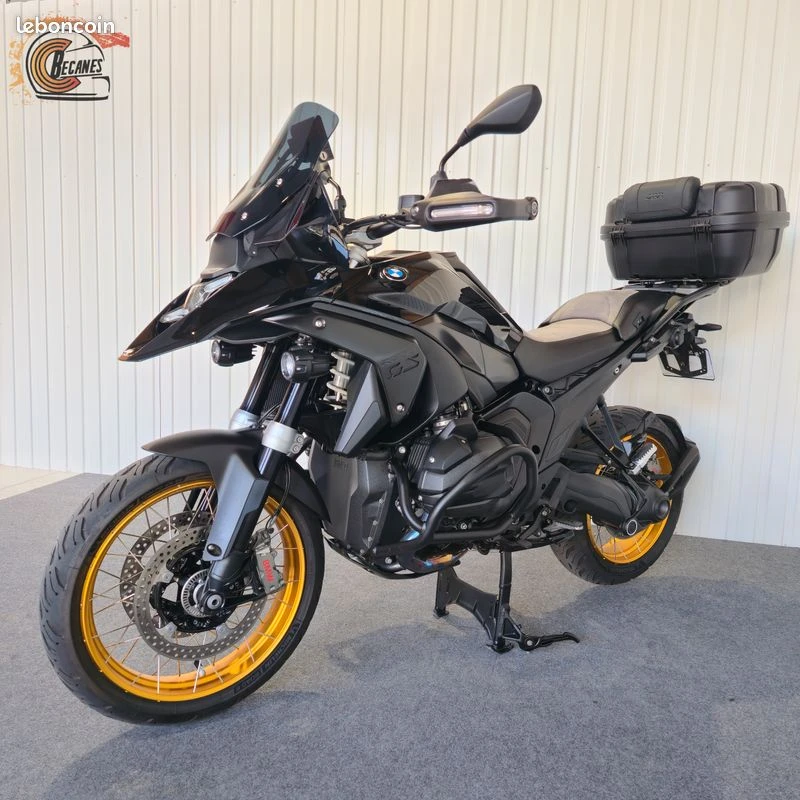 Bmw r1300 gs triple black pack pro